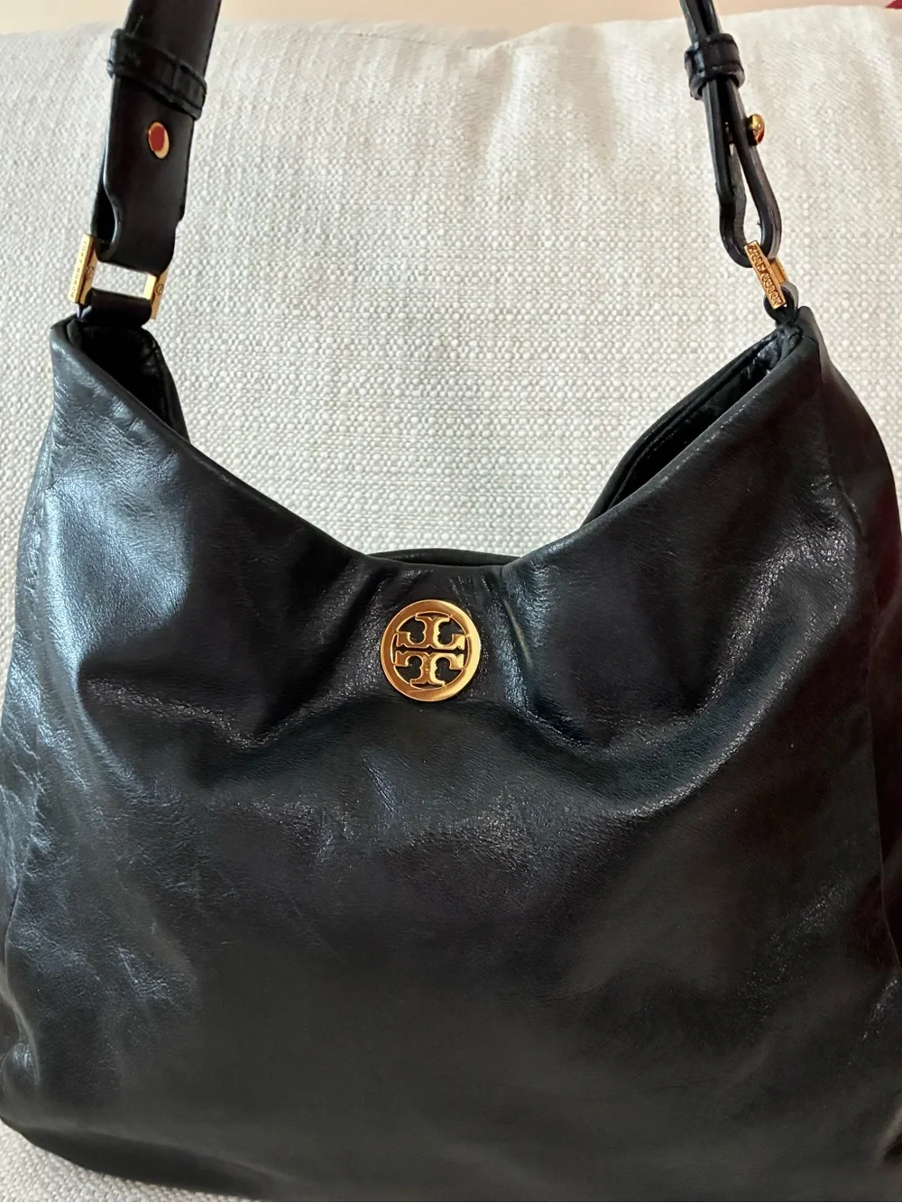 Tory Burch EUC Black Slouchy Leather Hobo Shoulder Bag